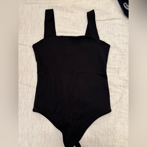 Abercrombie & Fitch Black and White Squareneck body suits - Picture 3 of 6